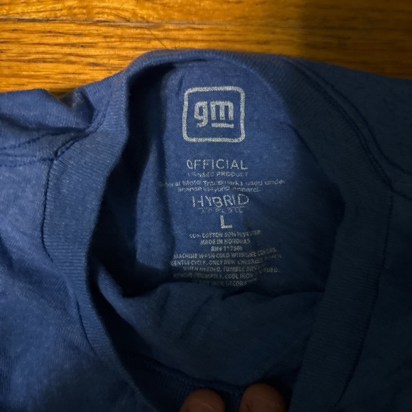 Hybrid & Company Blue Camaro Graphic Tee - Picture 2 of 3